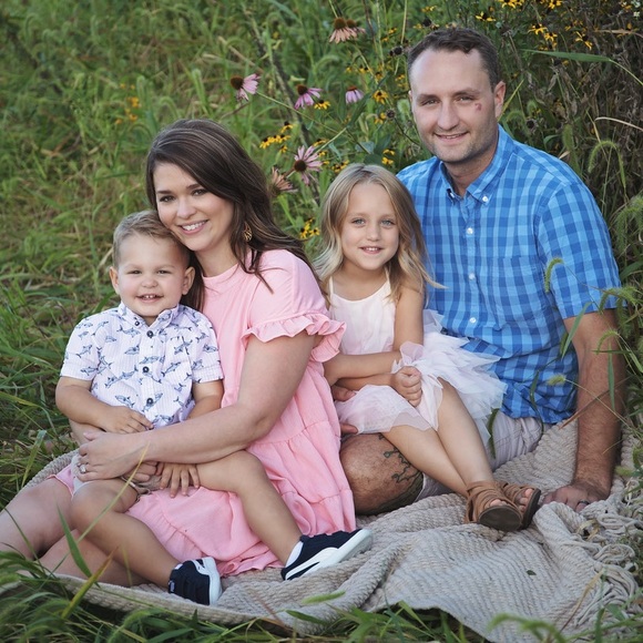 Meet your Posher, Jaclene - Picture 1 of 1